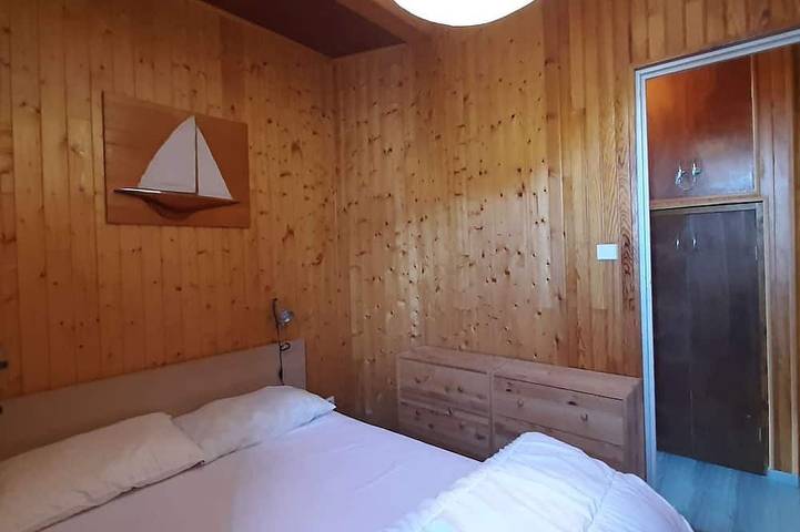Ganze Wohnung, 3-Zimmer-Wohnung für 6 beim Skifahren mit Parkplatz in Montgenèvre in Montgenèvre, Briançon und Umgebung