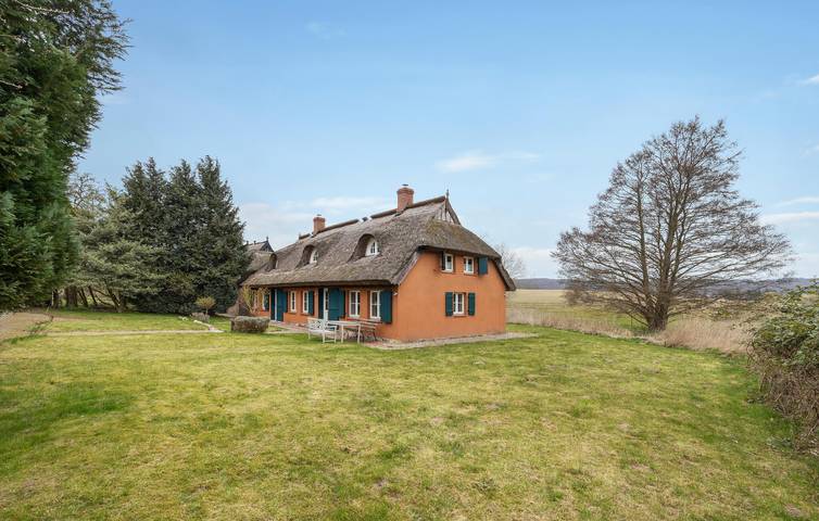 Ferienhaus für 8 Personen, mit Terrasse und Sauna sowie Garten - 1