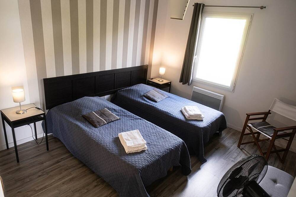 Ardèche Home - Gite le Cocon - Une villa de plain pied avec piscine classée 4* in Tauriers, Ardèche
