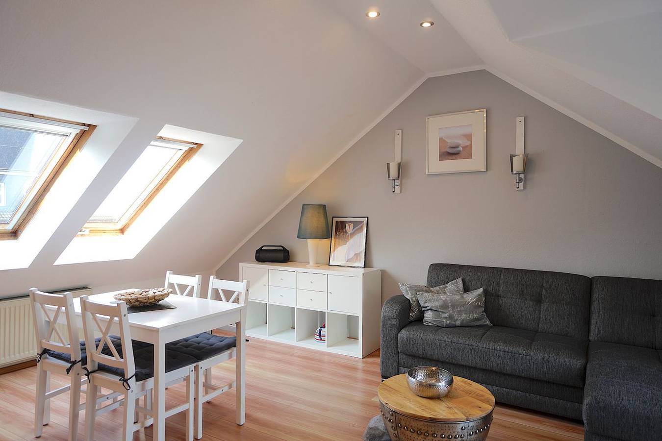 Ganze Wohnung, Moderne Ferienwohnung Tonne 1 in Eckernförde – nahe Strand und Stadtzentrum in Eckernförde, Rendsburg-Eckernförde