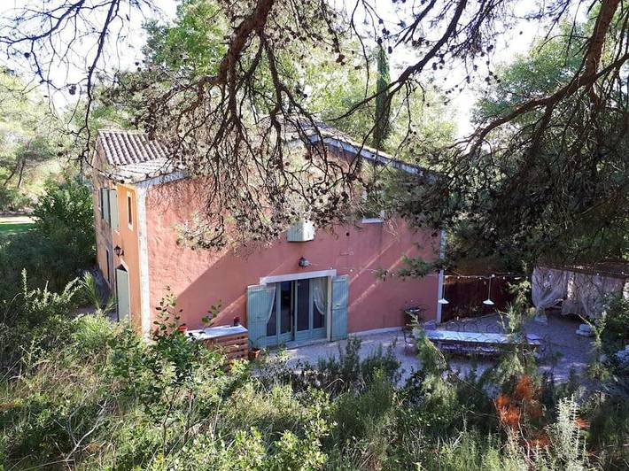 Location de vacances pour 15 personnes, avec jardin ainsi que vue et piscine à Cheval-Blanc - 4