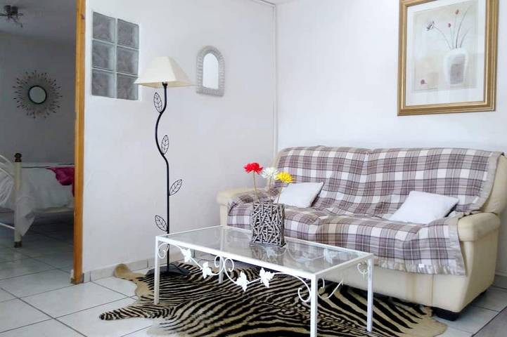 Gîte pour 4 personnes, avec terrasse et jardin à Saint-Julien-du-Gua - 3