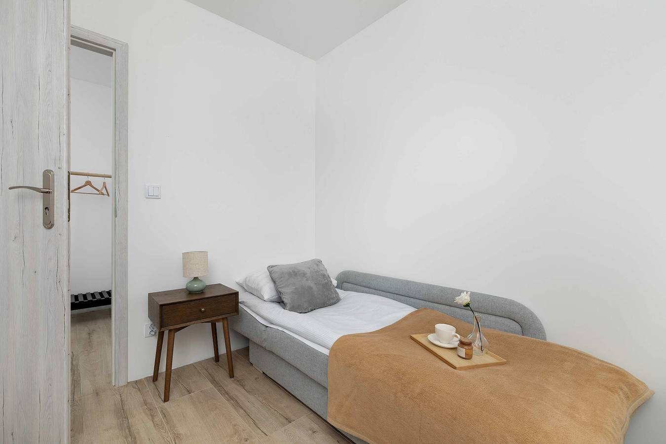 Ganze Wohnung, Cozy Apartment with a Balcony | Near the Center of Gliwice in Gleiwitz, Schlesien