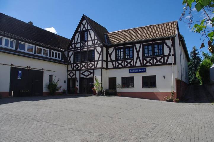 Hotel für 2 Personen, mit Terrasse in Oestrich-Winkel