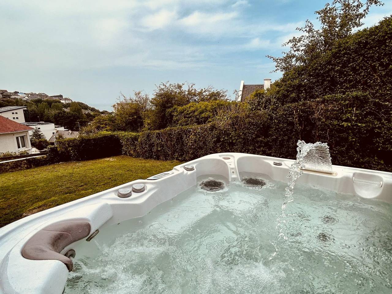 Casa Antoine 15pers : vue mer, 10 min à pied plage in Donville-les-Bains, Côte de la Déroute