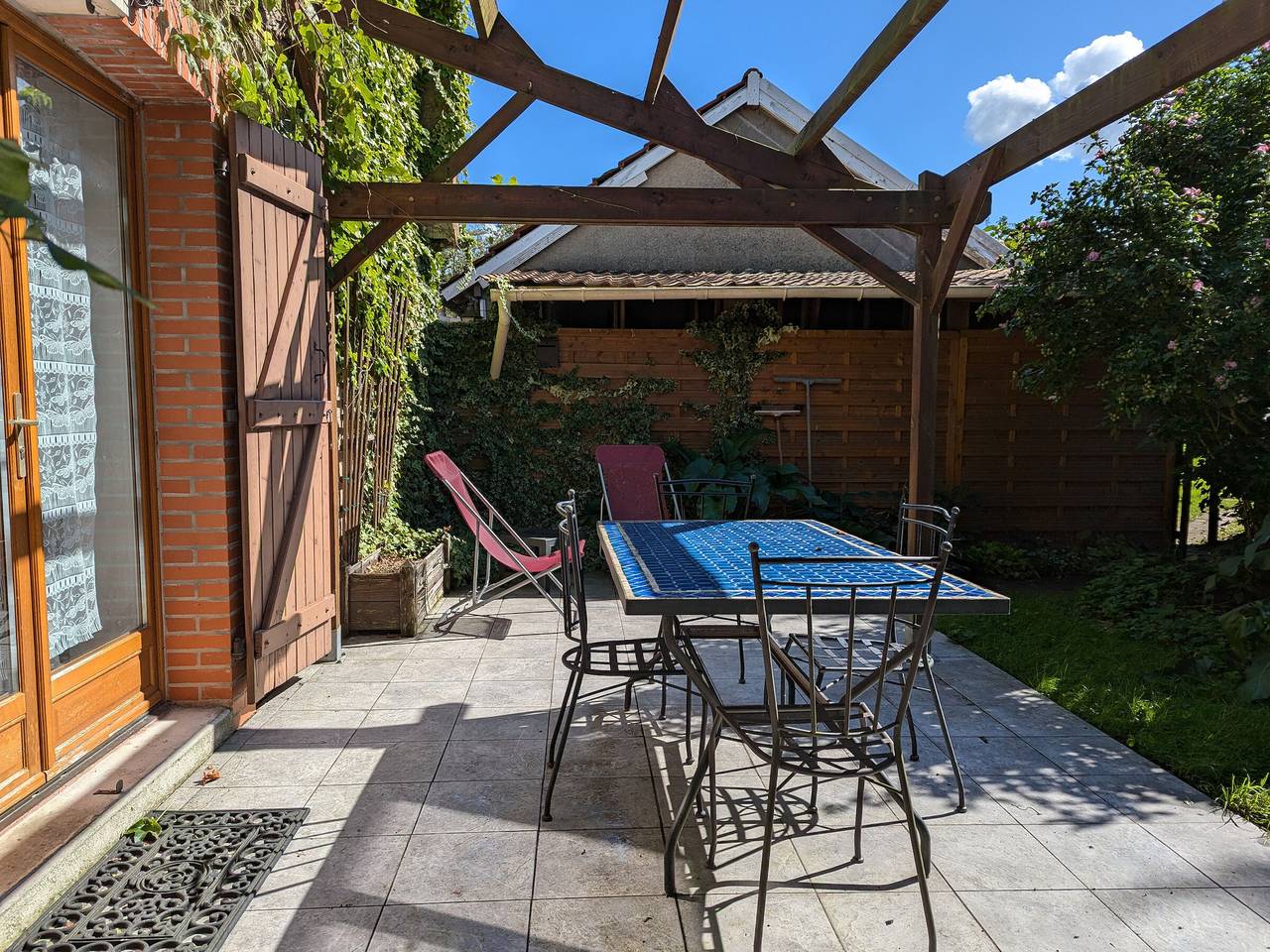 Ruhiges Ferienhaus mit Garten in der Nähe von Wald & Loire in Dampierre-en-Burly, Loire-Tal