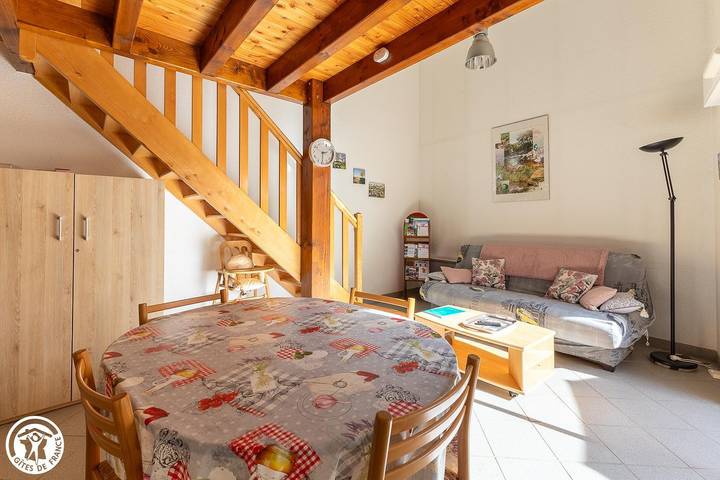 Gîte de charme à Sermentizon, 100m du centre ville in Sermentizon, Région de Thiers
