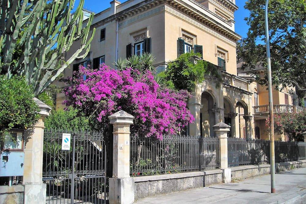 Villa für 13 Personen in Spiaggia di Mondello, Mondello