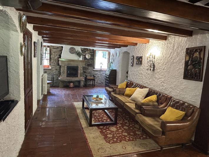 Chalet para 10 personas, con jardín además de jacuzzi y piscina en Provincia de Gerona - 4