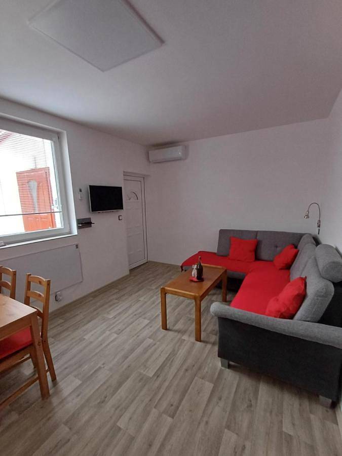 Gîte pour 6 personnes, avec vue et jardin à Zlín - 4