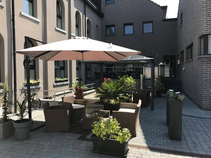 Hôtel pour 2 personnes, avec jacuzzi ainsi que terrasse et sauna à Péruwelz