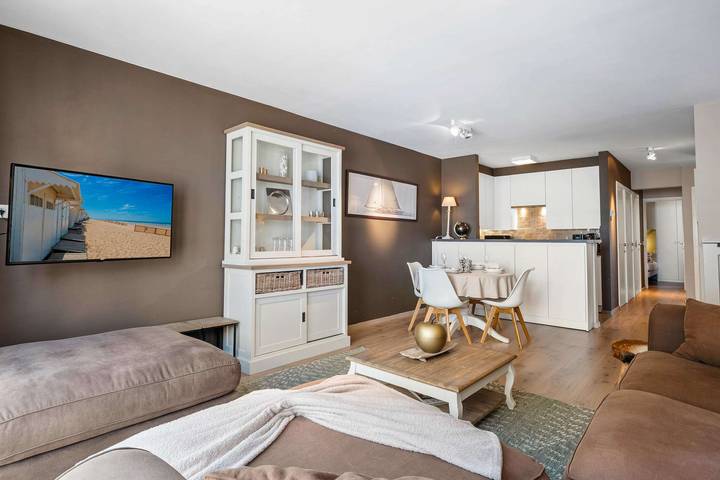 Apartamento entero, Stylish renovated 2-bedroom apartment in with garage in Knokke, Knokke-Heist