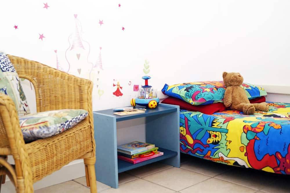 Ganze Wohnung, Biron - Architect designed light and airy single-storey villa in Larzac, Périgord Noir