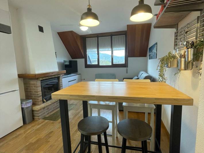 Gîte pour 5 personnes, avec piscine et jardin à Jaca - 2