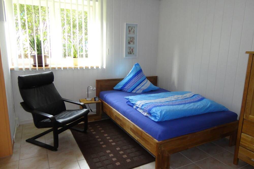 Ganze Wohnung, 2 Einbettzimmer in Tollensesee, Neubrandenburg