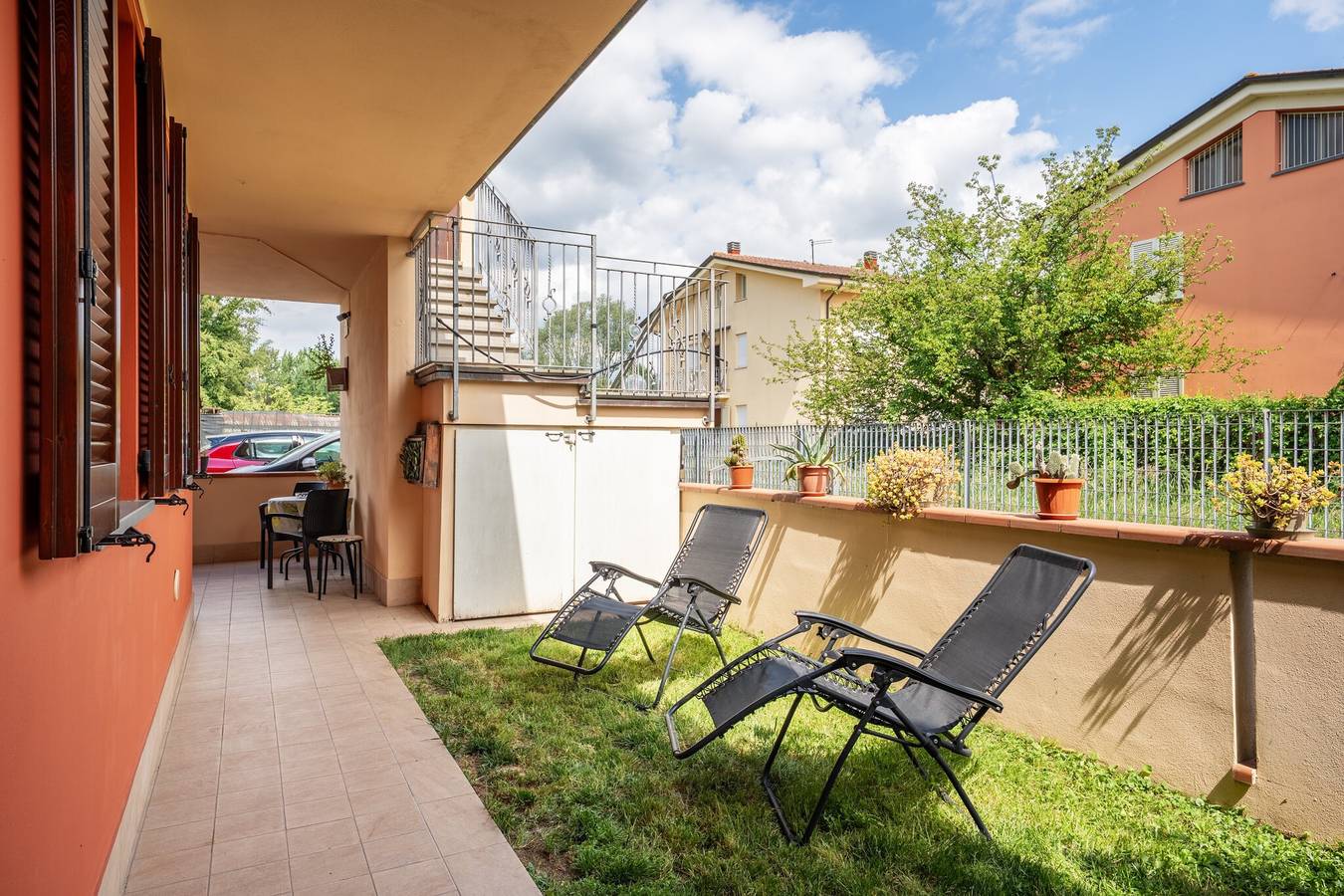 Apartamento entero, Apartamento 'La Casa De Kira' con Jardín Privado y Wi-Fi in Lucca, Provincia de Lucca
