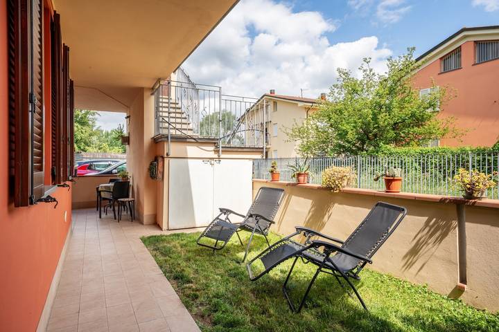 Appartamento intero, Appartamento 'La Casa Di Kira' con Giardino Privato e Wi-Fi in Lucca, Provincia di Lucca