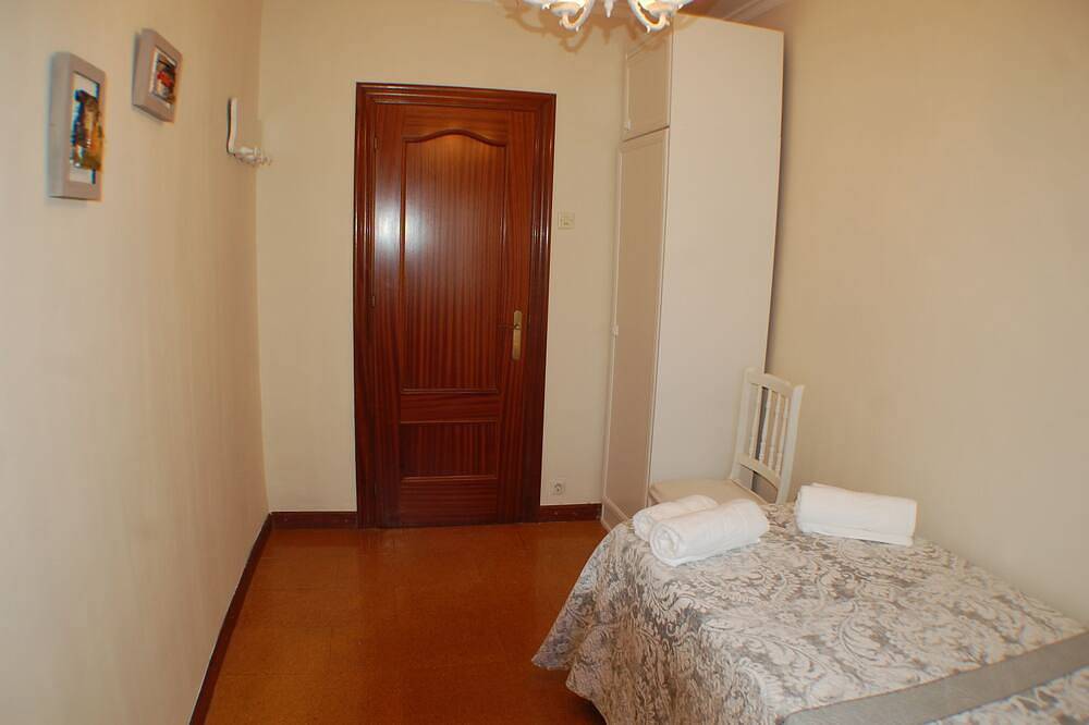 Apartamento entero, Apartamento en Reinosa muy céntrico de 4 plazas. in Reinosa, Cordillera Cantábrica