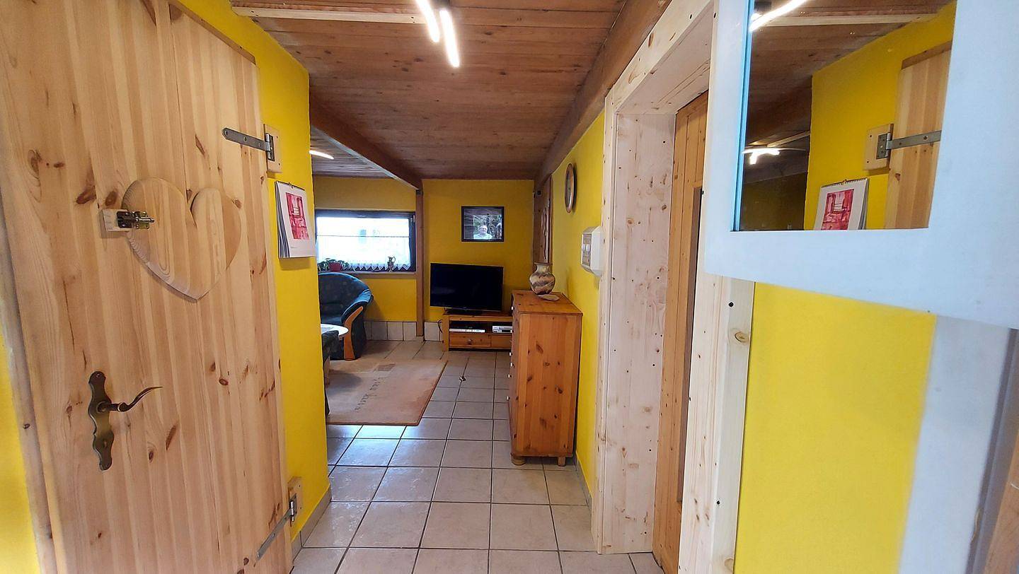Ferienhaus Julchen: Ruhiges Familienidyll mit Garten, Terrasse und Sauna in Samtens, Rügen