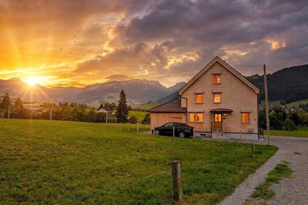 Panorama-Blick & Appenzeller Charme: Ihr grosszügiger Rückzugsort in Rüte, Zürich Voralpen