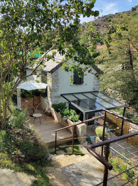 Gîte pour 2 personnes, avec jardin et terrasse à Villefort - 4