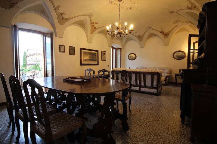 Ferienhaus für 11 Personen, mit Balkon und Garten sowie Seeblick am Luganersee - 3
