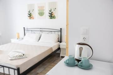 Studio für 2 Personen in Kamari, Santorin, Bild 4