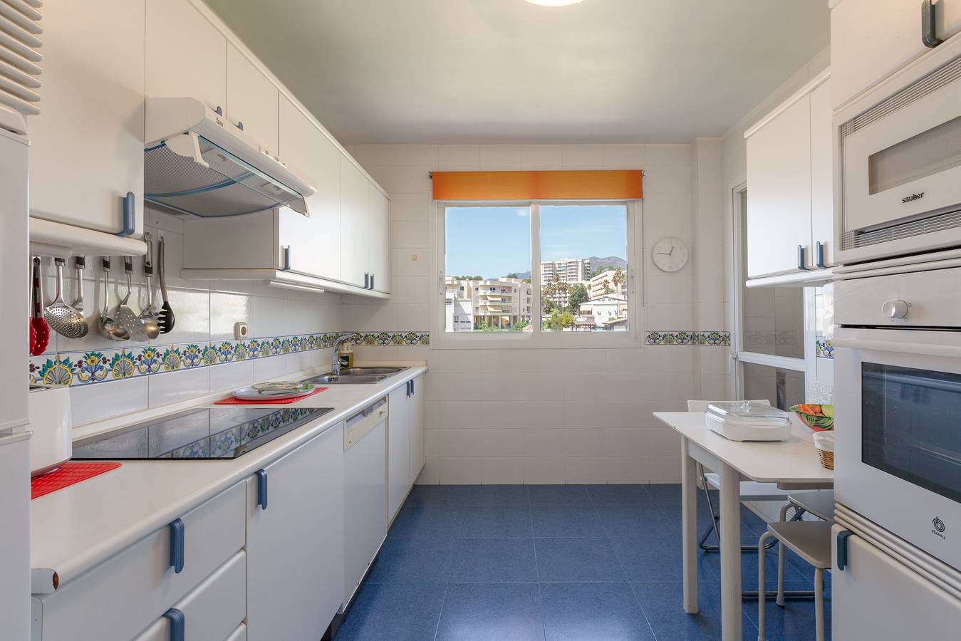 Vakantieappartement in Carihuela vlak bij het strand met gedeeld zwembad en wifi, foto 7