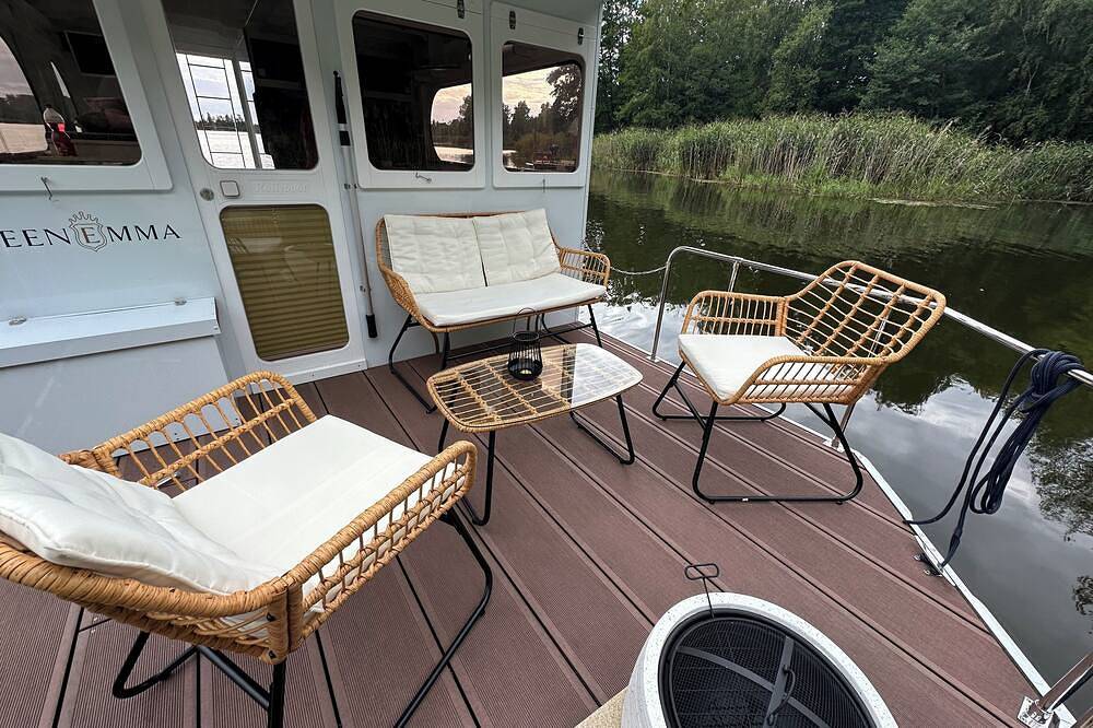 Hausboot Queen Emma! Tiefenentspannung auf sanft schaukelnden Wellen!!! in Zehdenick, Ruppiner Seenland