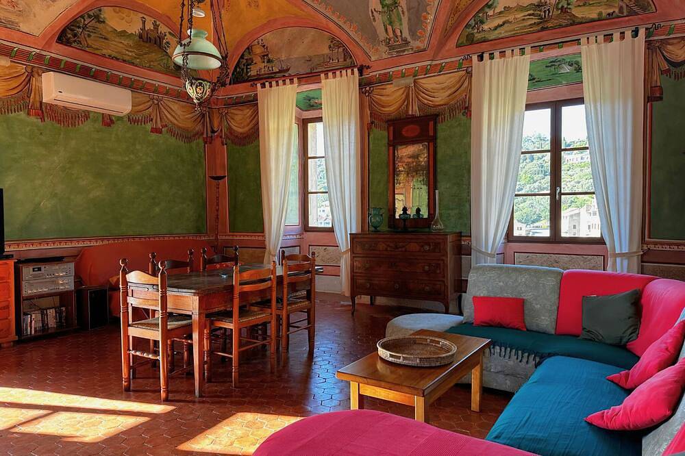 Ganze Wohnung, Unabhängige Wohnung im zweiten Stock eines historischen Hauses in Monticello in Monticello, Calvi und Umgebung