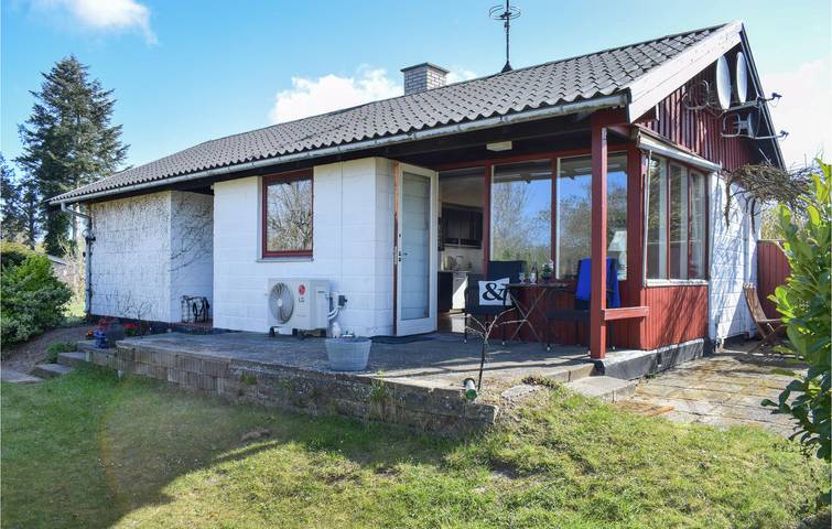 Ferieudlejning for 6 personer, med Terrasse i Kirke Hyllinge
