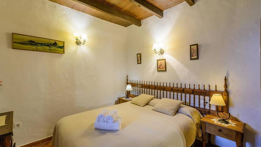 Chalet para 3 personas, con piscina en Axarquía - 2