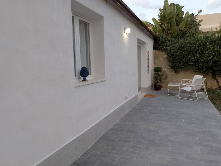 Loft per 2 persone, con giardino e panorama, con animali domestici a Siracusa