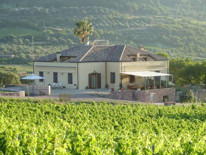Maison de campagne pour 2 personnes, avec vue ainsi que jardin et piscine à Bosa - 2
