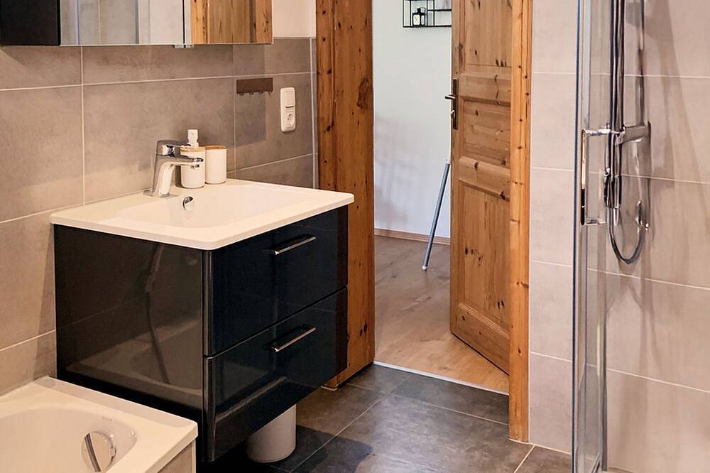 Ganze Wohnung, Romantische Wohnung inmitten von Bergwiesen in Suhl, Rennsteig