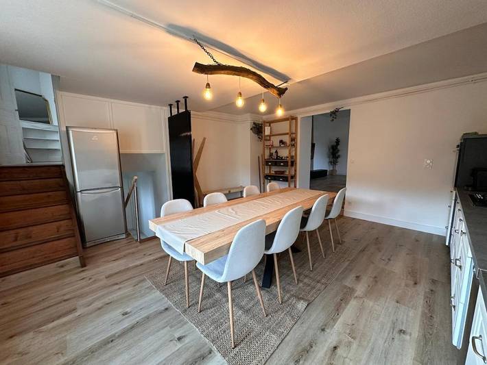 Location de vacances pour 11 personnes, avec jardin à Menétru-le-Vignoble - 4