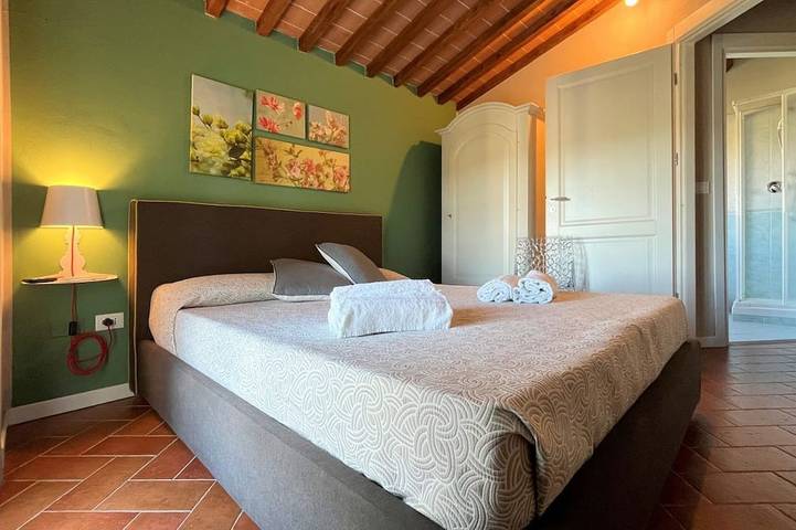 Appartamento intero, Borgo del Silenzio -  Papavero two-bedroom apartment with private terrace in Lajatico, Pisa e dintorni