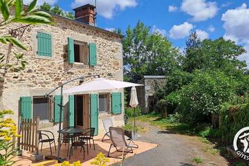 Location de vacances pour 2 personnes, avec jardin à Le Bez
