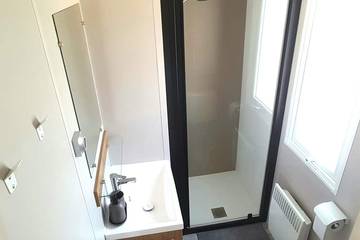 Camping pour 4 Personnes dans Saint-Pair-sur-Mer, Région d'Avranches, Photo 4