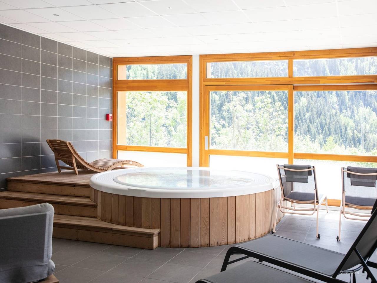 Entire apartment, Apartment in Vaujany near Alpe d'Huez Ski Area in Vaujany, Écrins National Park