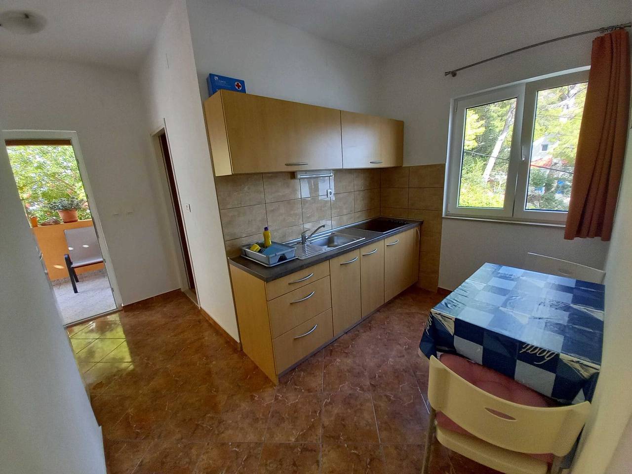 Ganze Wohnung, One-bedroom apartment with terrace in Mljet