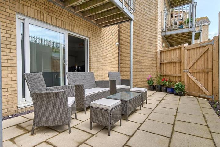Vacation rental for 6 people, with Balcony and Terrace as well as Yard and View on the Isle of Wight