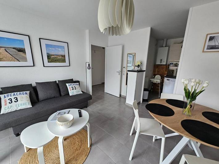 Gîte pour 2 personnes, avec terrasse et vue dans Cassy