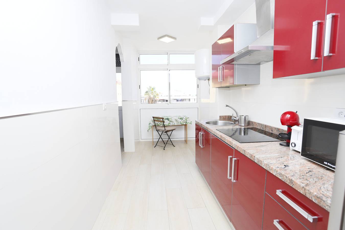 Entire apartment, Vacation 'La Rosaleda' with Wi-Fi in Maspalomas, San Bartolomé de Tirajana