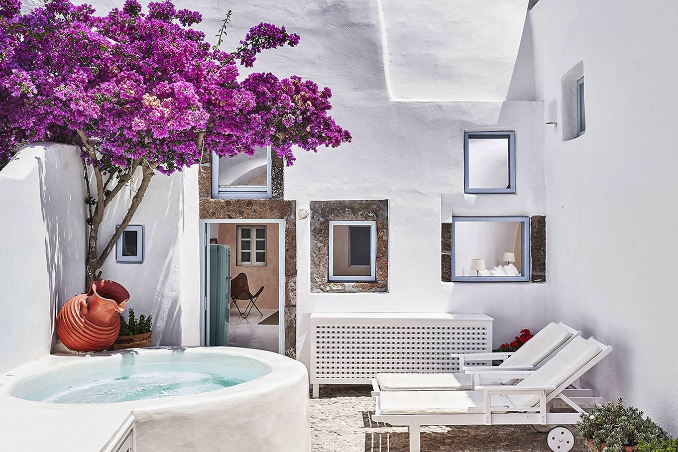 Villa for 4 Guests in Megalochori, Santorini