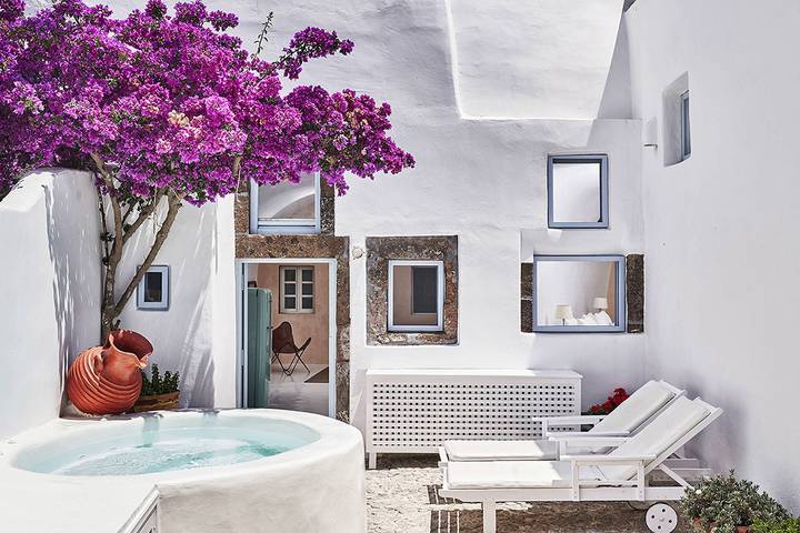 Location de vacances pour 4 personnes, avec Jacuzzi ainsi que Terrasse et Jardin à Megalochori