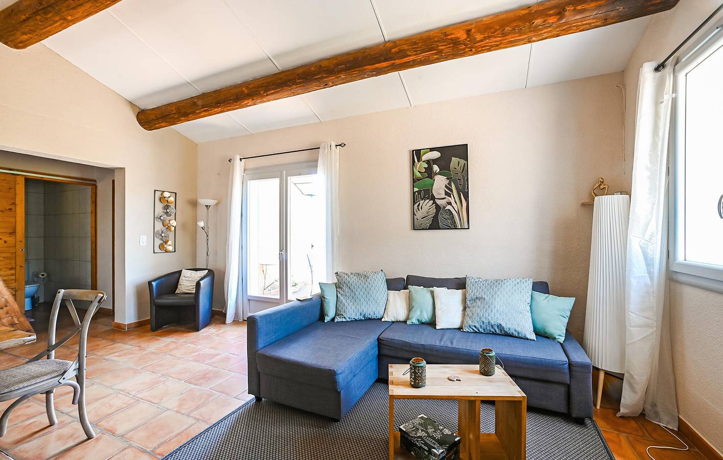 Gemütliches Apartment am Strand mit Annehmlichkeiten in Saint-André-de-Roquepertuis, Nimes und Umgebung