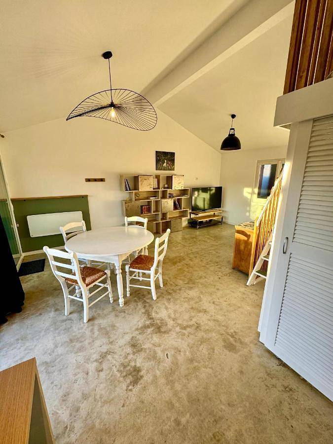 Appartement entier, One-Bedroom Apartment in Saint-Marcel-lès-Valence, Région de Valence