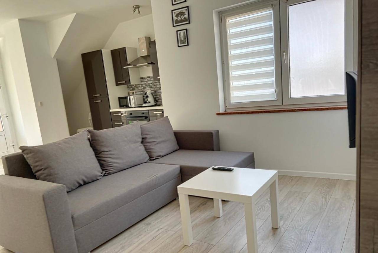 Appartement entier, Gohysart 51b 1 Bruxelles-Charleroi-airport in Charleroi, Hainaut
