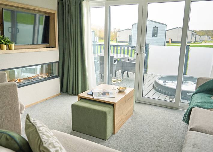 Glamping for 6 people in Wiltshire
